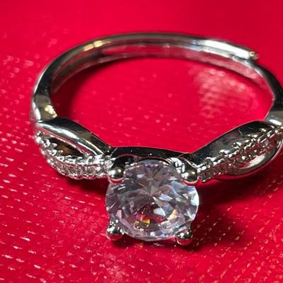 Certified GRA Moissanite 6.5mm 1-Carat Engagement Ring w/Lab Report and Adjustable Shank in VG Never Worn Condition.