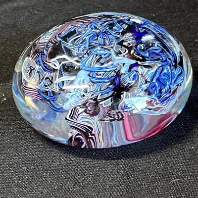 Studio art paper weight