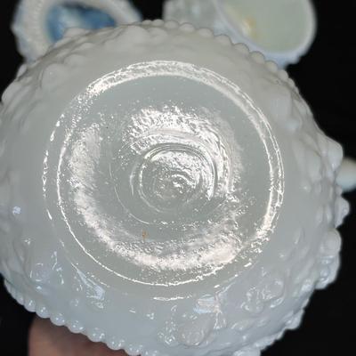 Fostoria Jenny Lind group