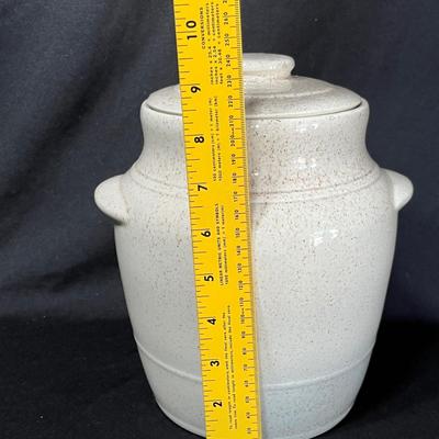 Red Wing Pottery Country style cookie jar