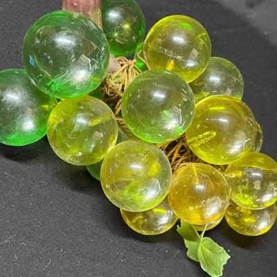 Awesome lucite grapes
