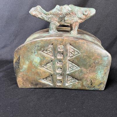 Orientalia Metal box w/ Fish