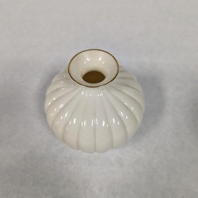 Lenox Ribbed Bulb Vase
