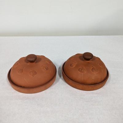Terracotta Garlic Baker