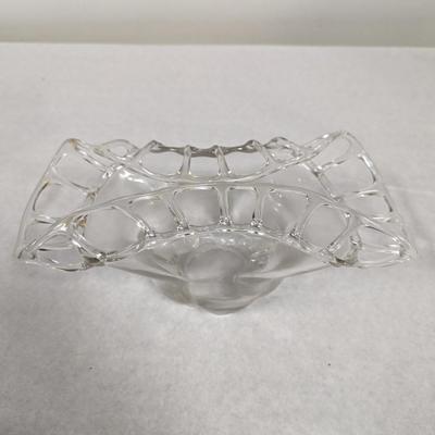 Clear Folded Flower Arranger