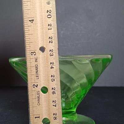 LOT 107: Uranium Glass Swirl Pattern Sherbert Glasses