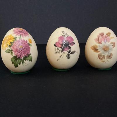 LOT 141: Signed Ivory Satin Hand Painted Egg (D. Hague), Glass Birds & Bear Figurines & Mikasa Picture Frames