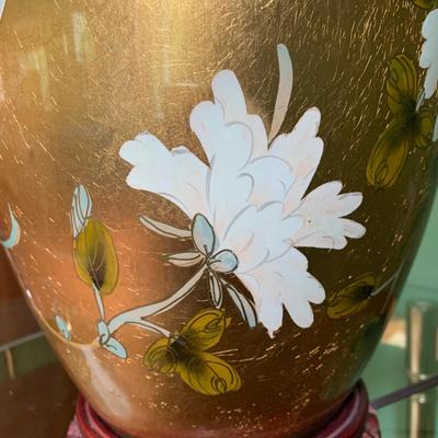 LOT 189: Vintage Bird & Floral Motif Gold Lamp w/Wooden Base