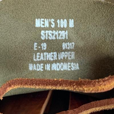 LOT 197: Men's Sperry Deck Shoes, Sz.10