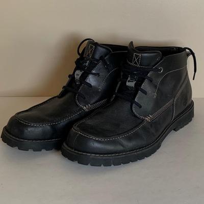 LOT 198: Men's Timberland Boots, Sz. 10