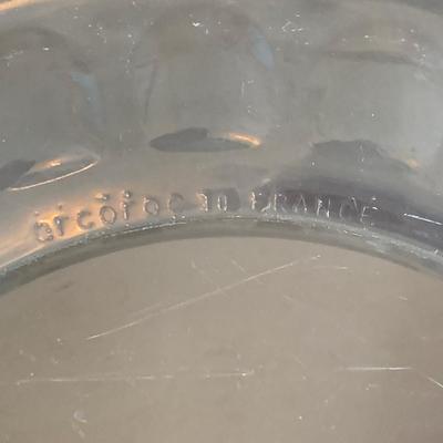 LOT 204: Royalton Gold Tone Flatware, Pyrex Teardrop Bowls, Arcoroc of France Plates