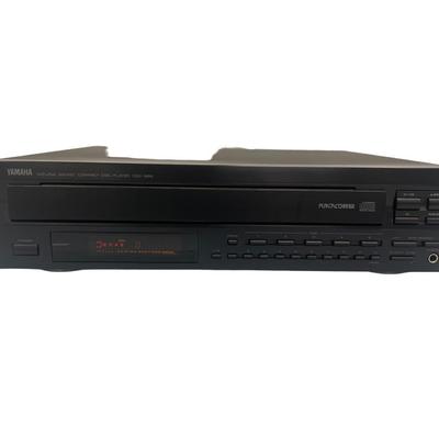 Yamaha Natural Sound Compact Disc Player CDC-665