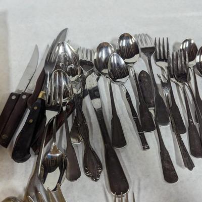 Assortment Of Kitchen Silverware