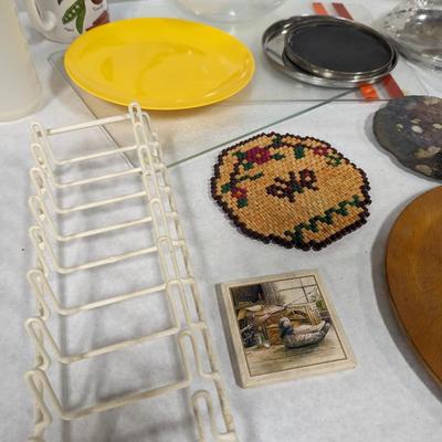 Assortment Of Kitchen Accessories