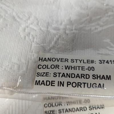 Assortment Of Linen Wamsutta Linen & Cotton Thermal Blanket