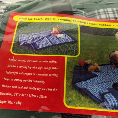 Tuff Stuff Water Resistant Outdoor Blanket