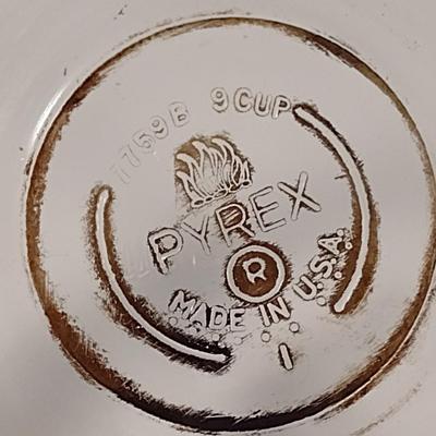 Vintage 9 Cup Pyrex Percolator