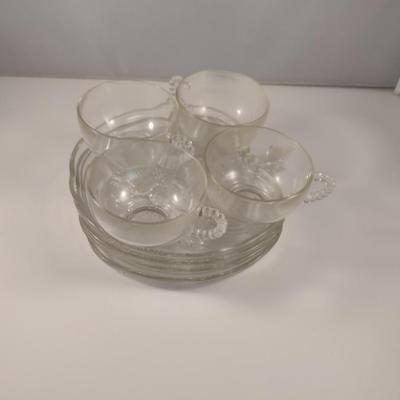 Vintage Glass Luncheon Set- Four Plates and Four Cups