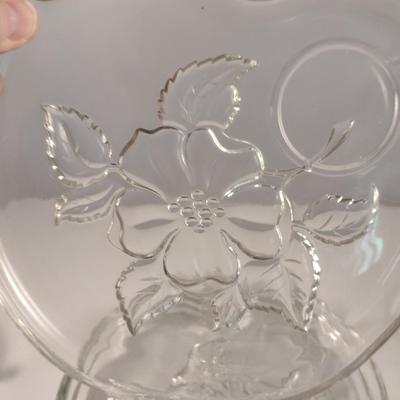 Vintage Glass Luncheon Set- Four Plates and Four Cups