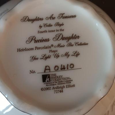 Numbered Forever my Daughter Porcelain music boxes - Hadley collection Collin Bogle with Faith hope & love abide