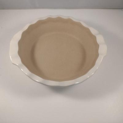 Pampered Chef Stoneware Pie Plate- Approx 10"
