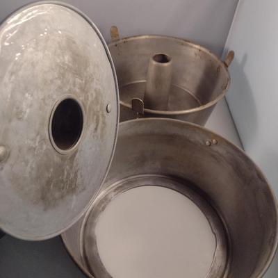 Collection of Cake and Bread Pans