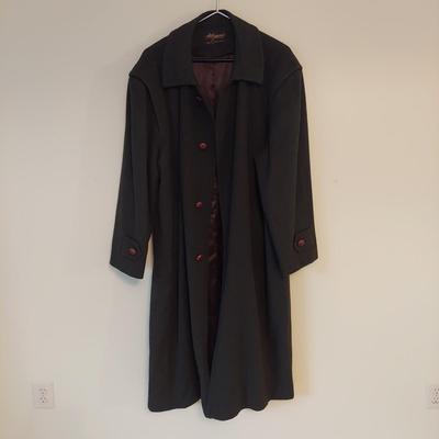 Men's Trench Coats and Leather Belts (B1-BBL)