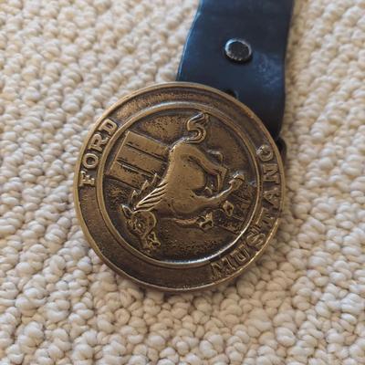 Men's Trench Coats and Leather Belts (B1-BBL)