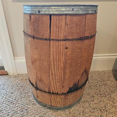 Barrels and a Bucket (BD-DW)