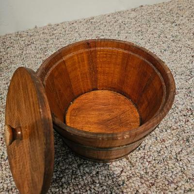 Barrels and a Bucket (BD-DW)