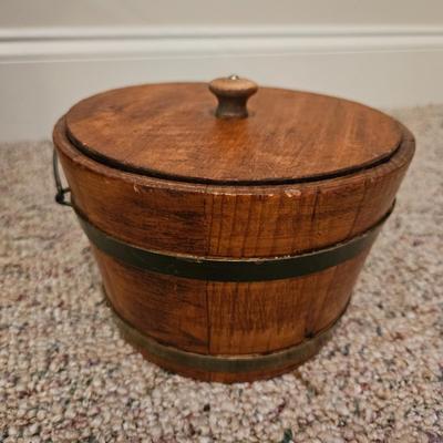 Barrels and a Bucket (BD-DW)