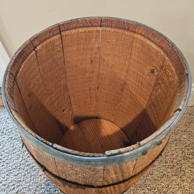 Barrels and a Bucket (BD-DW)