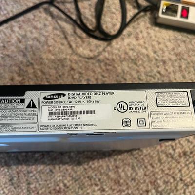 LG 39” TV & Samsung DVD Player (BD-MG)