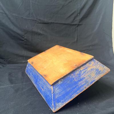 Vintage Wooden Box and Basket w/ Fruit Replicas (UB3-DZ)