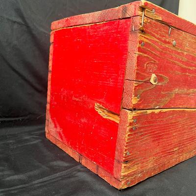 Vintage Wooden Box and Basket w/ Fruit Replicas (UB3-DZ)