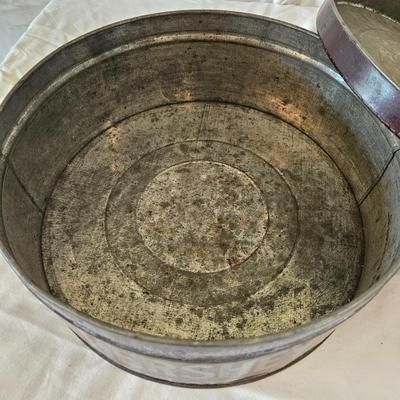 Antique & Vintage Kitchen Tins (K-DW)