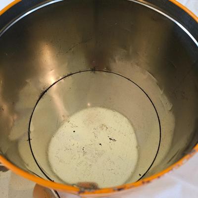 Antique & Vintage Kitchen Tins (K-DW)