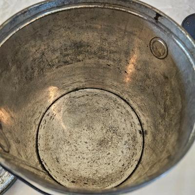 Antique & Vintage Kitchen Tins (K-DW)