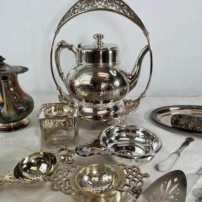 Silver plate tea lot specialty utensils