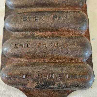 Griswold Aebleskiver Pan & Cornbread Stick Pan with #8 Steam Kettle Cast Iron (K-DW)