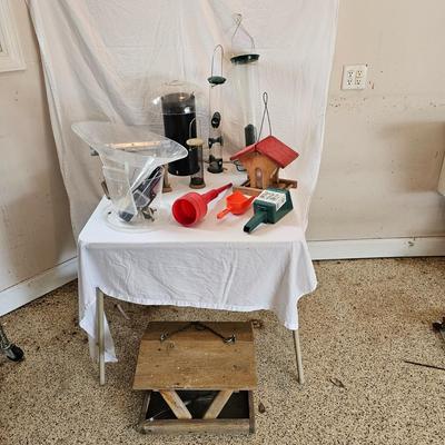 Birdfeeders & Accessories (G-JS)