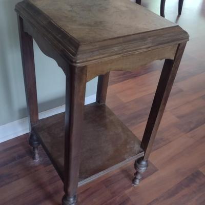 Solid Wood Plant Stand (T)