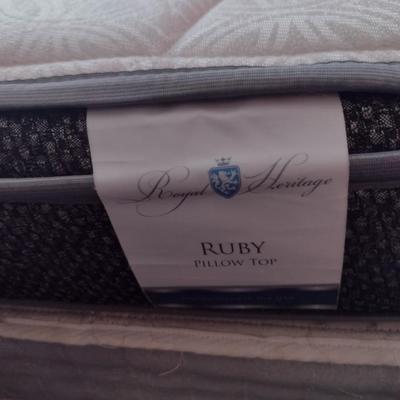 Kings Down Twin Mattress Set with Royal Heritage Pillow Top (T)