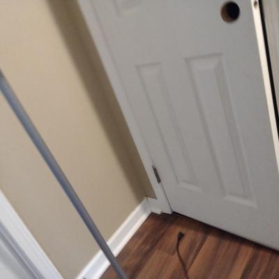 Contemporary 5-Arm Adjustable Direction Floor Lamp with Composite Shades (T)