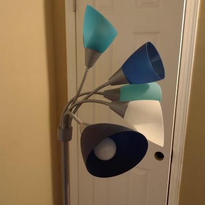 Contemporary 5-Arm Adjustable Direction Floor Lamp with Composite Shades (T)