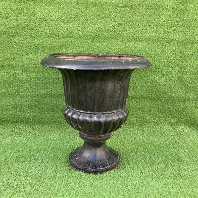 132 Single Black Pedestal Fiberglass Planter