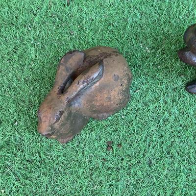 162 Pair of Outdoor Metal Bunny Garden Statues