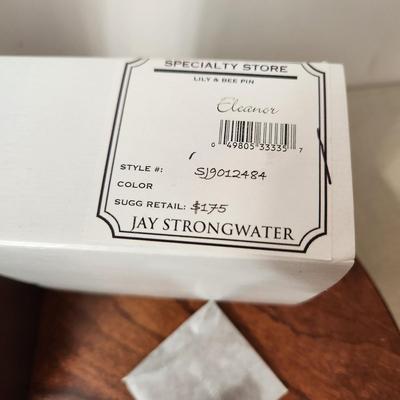 Jay Strongwater Lily & Bee Pin Eleanor w box and tag