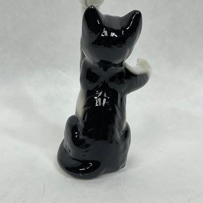 Cats of Character Cat Figurine by Danbury Mint ANYONE FOR TENNIS