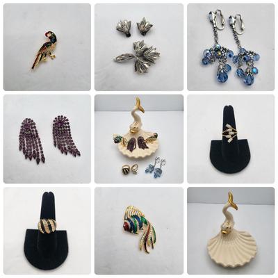 Colorful Accents Vintage Jewelry